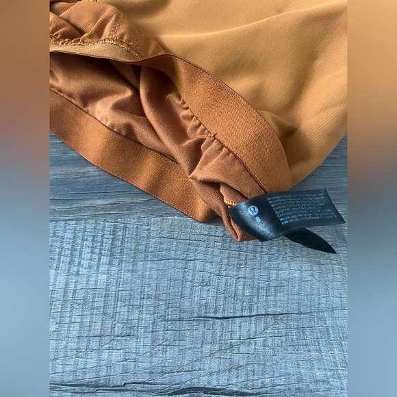 Lululemon Ribbed Asymmetrical Yoga Tank Top Butternut Brown 8 Support Gym Run - Picture 8 of 8